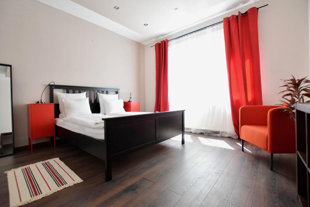 Standard Apartment By Hi5 - Close To Buda Castle Budapest Exterior photo