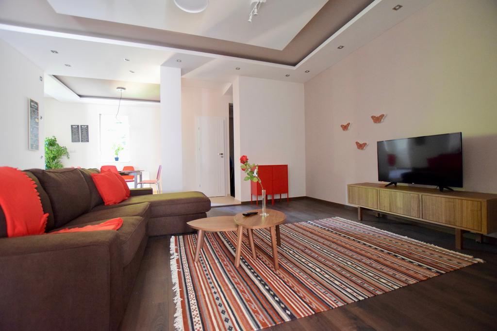 Standard Apartment By Hi5 - Close To Buda Castle Budapest Exterior photo
